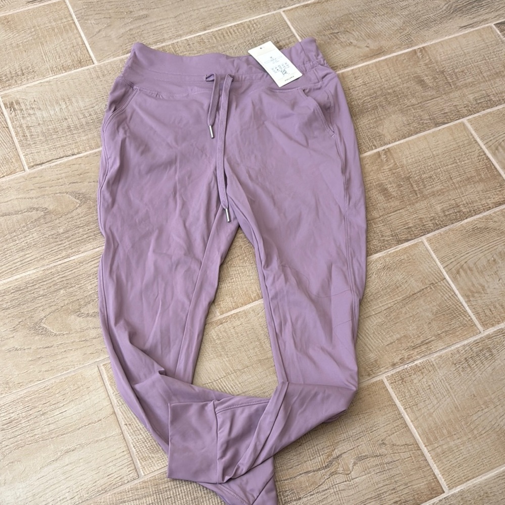 Halara Lavender Jogger Pants